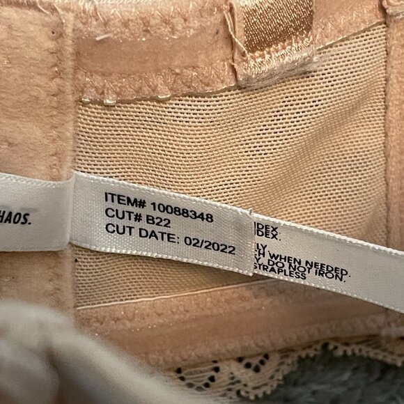 Torrid Curve Women Lightly Lined Multiway Strapless Bra Microfiber Beige 40DD - Picture 11 of 12